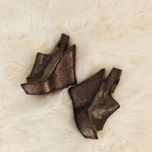 Steve Madden Pewter Wedges